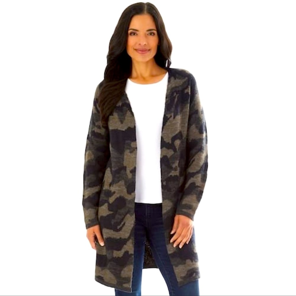 APT. 9 Camo Cardigan